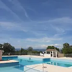 Maison Familiale 6 Personnes Dans Domaine Prive Avec Piscine Willa