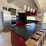 Maison Familiale 6 Personnes Dans Domaine Prive Avec Piscine *