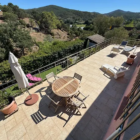 Maison Familiale 6 Personnes Dans Domaine Prive Avec Piscine Willa