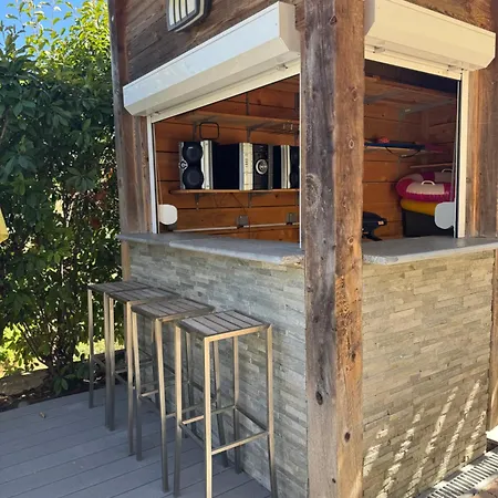 Maison Familiale 6 Personnes Dans Domaine Prive Avec Piscine