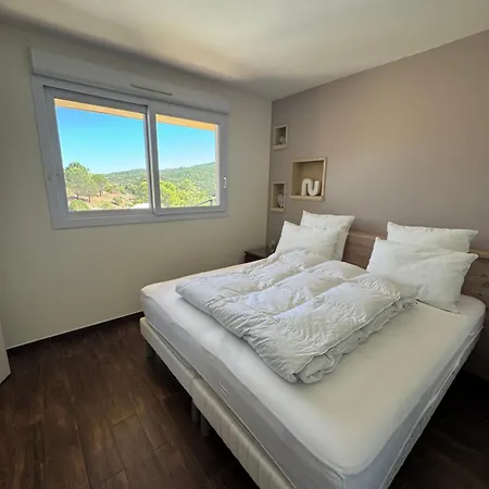 Maison Familiale 6 Personnes Dans Domaine Prive Avec Piscine *